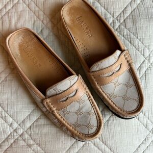 90’s Vintage Lauren Ralph Lauren Women's Carol Tan Canvas Mule Loafers Size 7